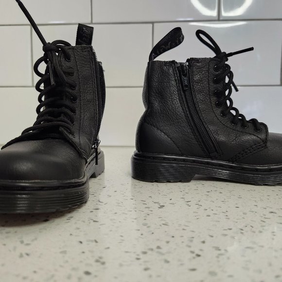 Doc Martin boots - Picture 4 of 4